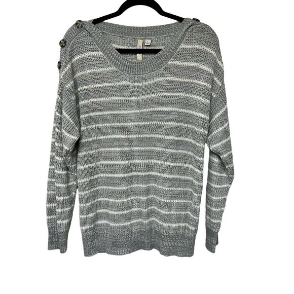 MISIA Gray White Striped Sweater Size Large Stripes Button Detail Modest Preppy - Picture 1 of 5
